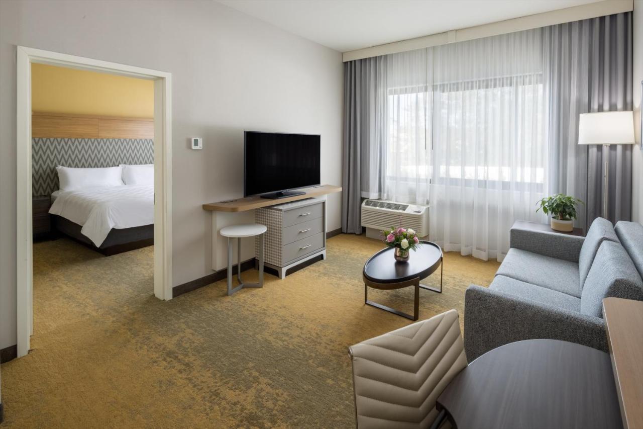 Holtsville Holiday Inn - Long Island - Islip Arpt East By Ihg מראה חיצוני תמונה