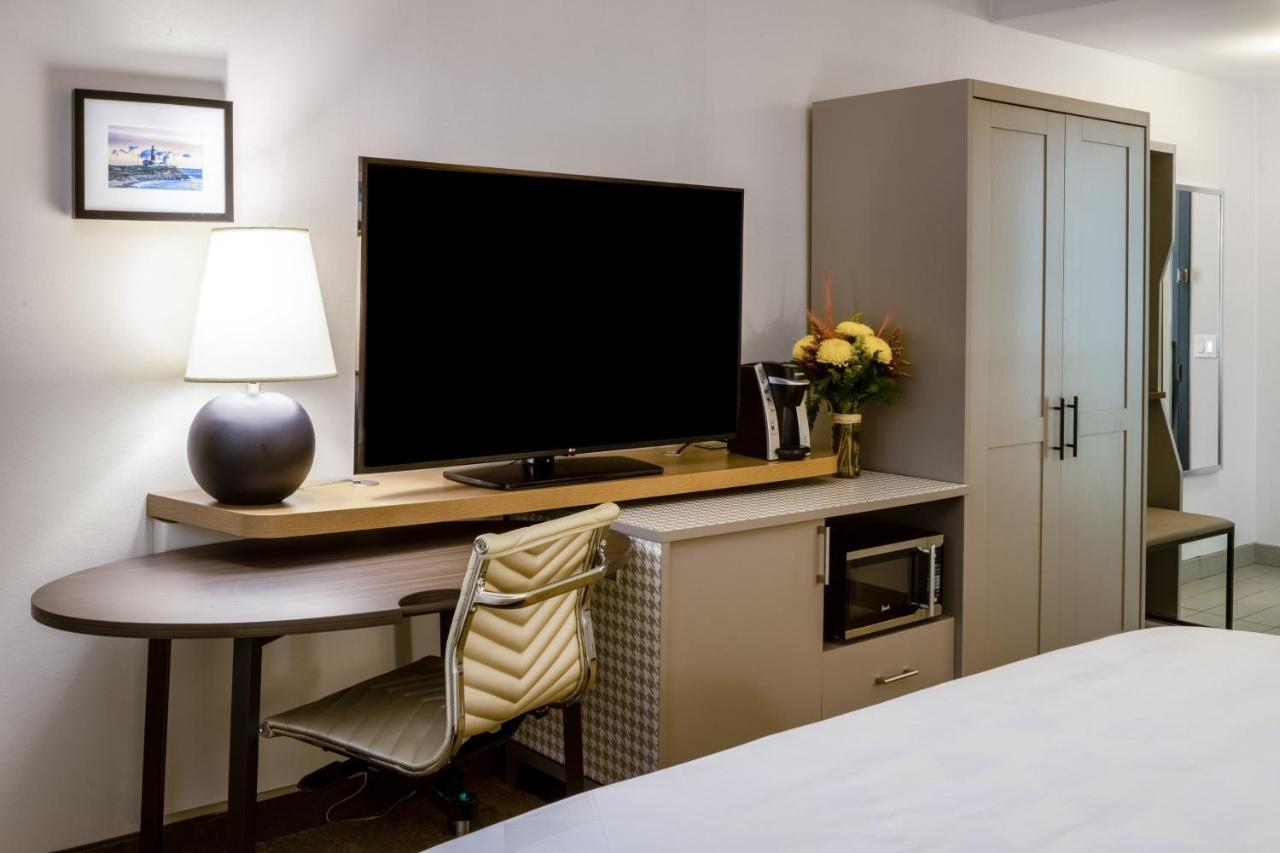 Holtsville Holiday Inn - Long Island - Islip Arpt East By Ihg מראה חיצוני תמונה